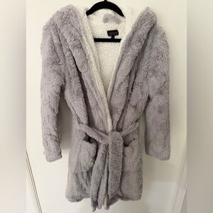 Topshop Plush Hooded Faux Fur Robe Teddy Gray Belted 4-6